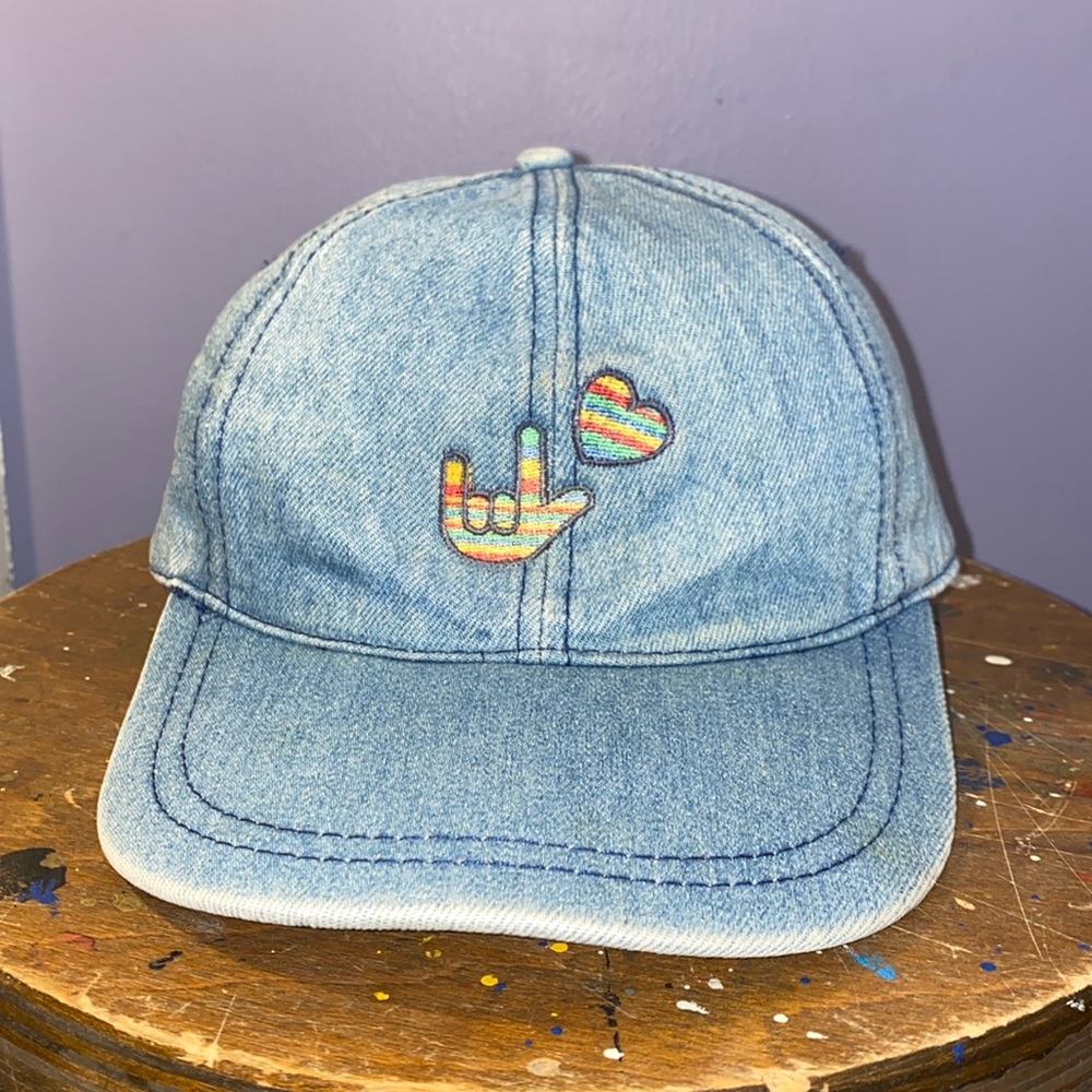 LOVE ❤️ faded blue Jean hat adjustable back buckle strap full 6 panel cap